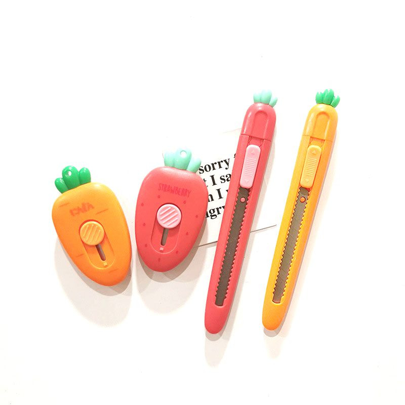 Uudne Kawaii porgandi maasika tarbenuga mini kaasaskantav käsitöö pakkekarp paber ümbriku lõikuri nuga kirjaavaja tööriistad