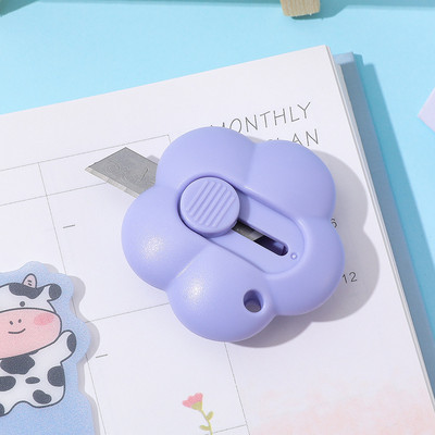Cuțit utilitar Kawaii Mini cuțit de buzunar Laba de pisică Cutie expresă Deschizător de plicuri Cuțit de hârtie Lamă reîncărcabilă Papetarie coreeană