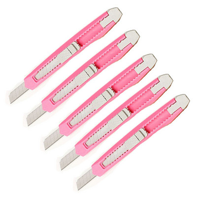 Nuplėšiamas peiliukas, peilis, peilis, popierius, studentas, biuro reikmenys, meno dėžutė.