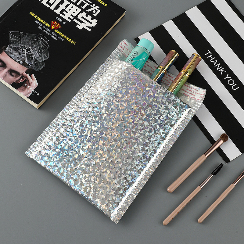 20 kom/set Laser Srebrne omotnice s mjehurićima Mini veličina 8*8+4 cm Poštanska torba Otprema Poklon paketi Vodootporne vrećice s mjehurićima Vrećice