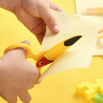 1 бр. Детска безопасна ножица Сладък карикатурен пластмасов нож за ножове за деца Направи си сам хартия, ръчна работа, офис ученик F7231