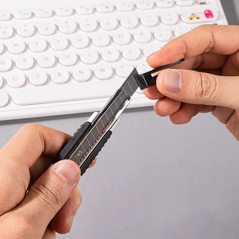 Λεπίδες μαχαιριών Deli Utility πλάτους 18 mm Λεπίδες από κράμα χάλυβα SK5 για χάρτινο κουτί χειροτεχνίας στο σπίτι Εργαλείο κοπής 19 mm Αιχμηρή άκρη