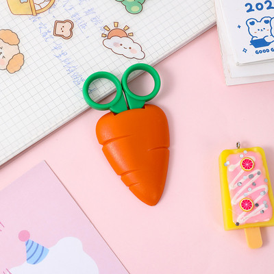 Üliõpilastele mõeldud mini-roostevabast terasest aaskäärid, värvilised käepidemed. Ise tehke kunst käsitöö paberi lõikamine kirjatarbed kooli kodukontori tööriist