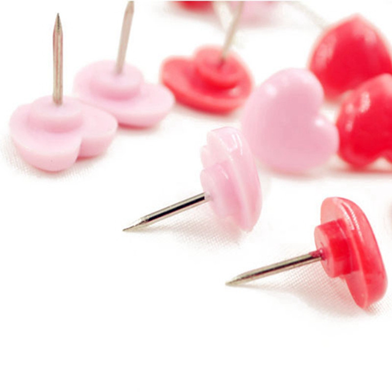 U obliku srca, 100 komada kvalitetne plastične plutene ploče, sigurnosne pribadače u boji, ubod za palac, uredski školski pribor, ružičasta