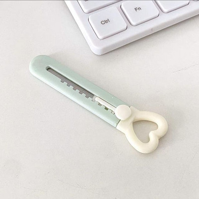 SKYSONIC Kawaii Mini Love Heart Art Cuțit utilitar Express Box Cuțit Cuțit pentru hârtie Artizanat Ambalare Lamă reîncărcabilă Instrument de papetărie