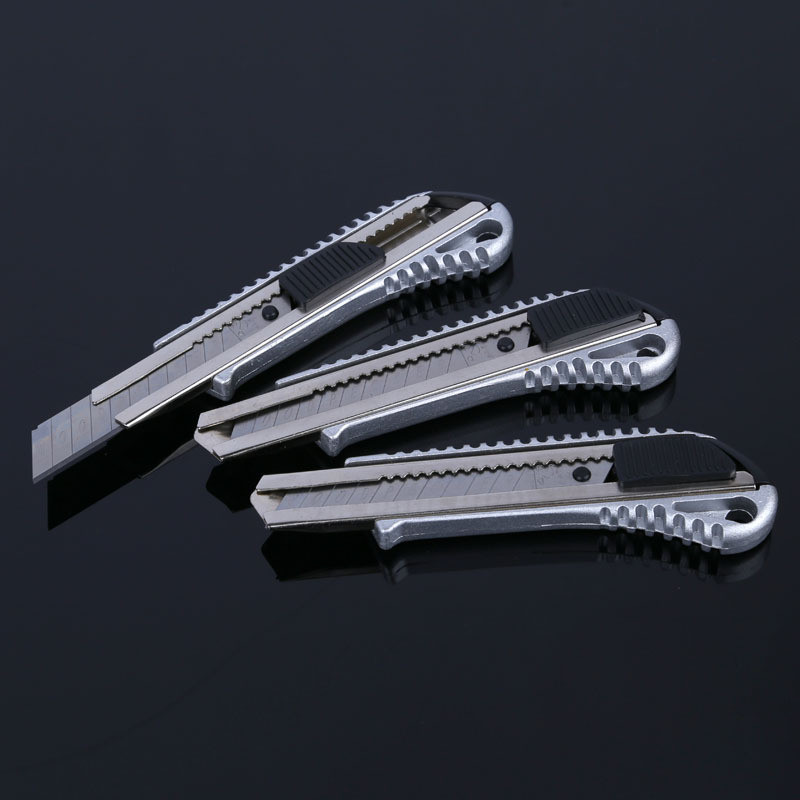 Neklizajuće oštrice od 18 mm Rezač papira Nož od aluminijske legure Pomoćni nož Ručni rad Alati za rezbarenje Uredski i školski pribor