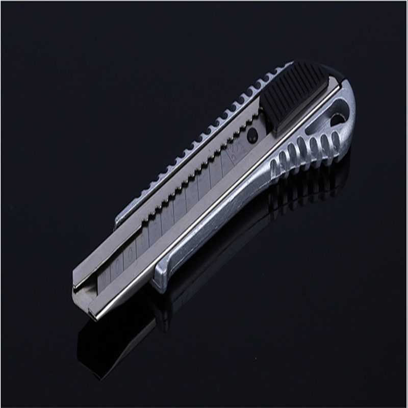 Neklizajuće oštrice od 18 mm Rezač papira Nož od aluminijske legure Pomoćni nož Ručni rad Alati za rezbarenje Uredski i školski pribor