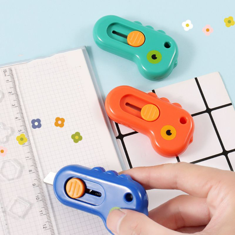 1 τεμάχιο Kawaii Mini Pocket Dinosaur Art Utility Knife Express Box Knife Paper cutter Craft Refillable Blade Stationary