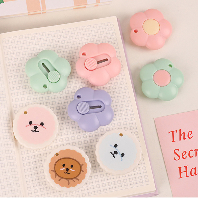 Jauks puķu suņu krāsas Mini pārnēsājams nazis Papīra griezējs Papīra griešanas žilete Biroja kancelejas piederumu griešanas piederumi