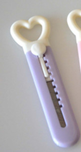 10 εκ. Kawaii Mini Pocket Love Heart Art Utility Knife Express Box Μαχαίρι Χαρτοκόφτης Χειροτεχνίας Περιτύλιγμα Ξαναγεμιζόμενης λεπίδας Χαρτικά