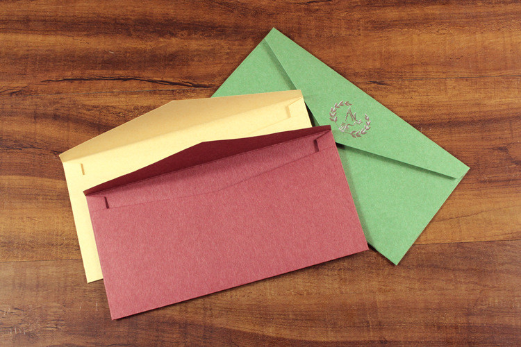 10gab/partija Eiropas vintage Karstā štancēšanas druka Kraftpapīra aploksnes Kāzu vēstules ielūguma aploksne 110mmX220mm