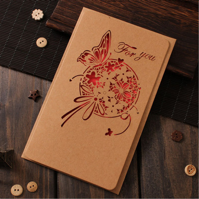 1 paket vintage pozivnica s izdubljenom goveđom kožom uključuje papirnatu omotnicu s pismom, čestitku, tiskanje školskog pribora