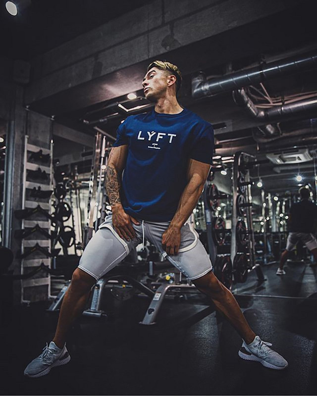 Ljetni novi stil za trčanje, trčanje, dvostruke prozračne sportske kratke hlače koje upijaju znoj, muške kratke hlače za fitness u teretani, crne, ležerne