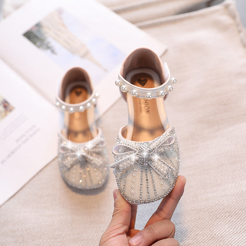 Bling Kalnų krištolas Vaikiški vestuviniai batai vakarėliui 2023 m. Vasaros vaikiški plokštieji princesiški batai kulkšnys, karoliukų juostelė, mergaičių sandalai, 23–36 dydis
