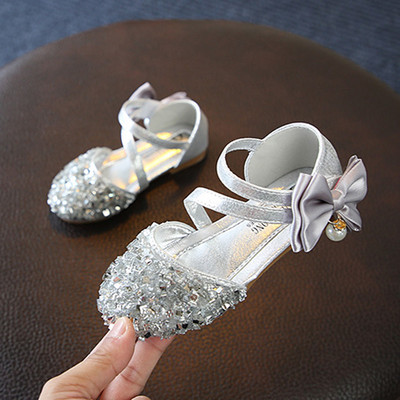 Сандал Musim Panas 2022 untuk Anak Perempuan Bayi Anak-anak Sol Lembut Sepatu BowtieGlitter Sandal Sandal Tali Pergelangan Kaki Sejuk
