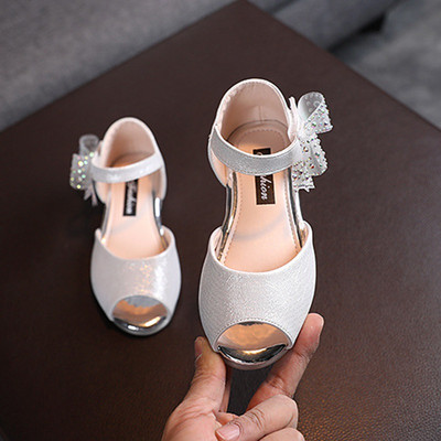Baywell Sepatu Musim Panas Anak-anak Baru Anak Perempuan Makaroni Berlian Ikatan Simpul Sandal Putri Anak-anak Bunga Mutiara Sepatu Datar Tari Anak Perempuan