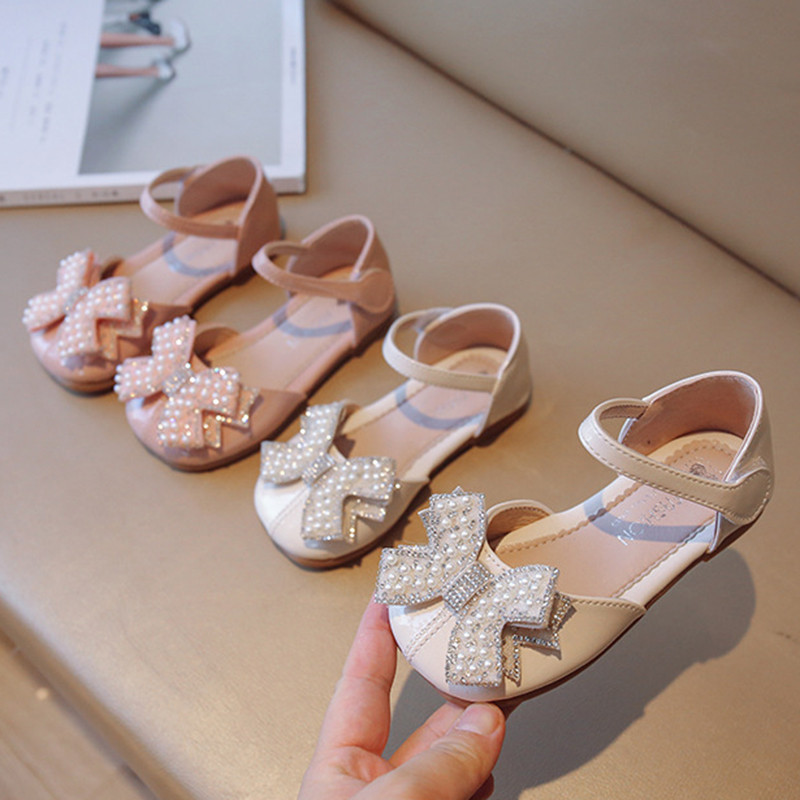 Sandalas Bayi Perempuan Musim Panas Retro Payet Sederhana Berlian Imitasi Busur Anak Perempuan Sepatu Putri Anak-anak Perempuan Sepatu Sandal Gaya Putri Lucu
