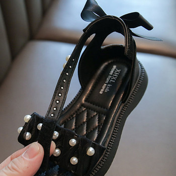 Καλοκαιρινά σανδάλια για κορίτσια 2023 Νέα ευέλικτα παπούτσια χορού PU Δερμάτινο μαλακό αντιολισθητικό παπούτσι με σφήνα με χάντρες για Princess G04263
