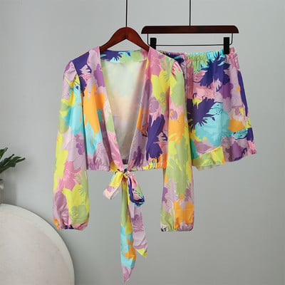 Pantaloni scurți pentru damă Costum de vară 2023 Moda pentru femei Bluze cu imprimeuri Seturi două piese Topuri cu mâneci lungi Costume pentru femeie cu pantaloni evazați