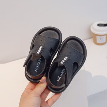 Черни летни спортни сандали за момче Детско меко дъно с нехлъзгащо се отворени пръсти Бежови Ежедневни плажни обувки за момиче Детски равни обувки G04112