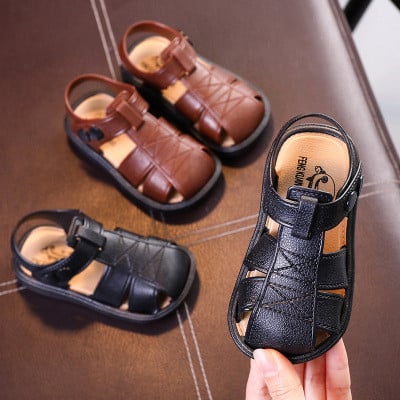 Нови сандали за момчета Мека кожа със затворени пръсти Бебешки летни обувки за момчета и момичета Детски плажни обувки Спортни детски сандали