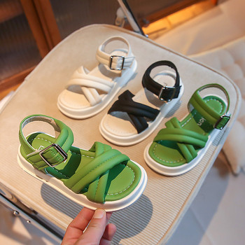 Малки детски сандали 2023 Летни детски едноцветни плажни обувки на открито Студентски момичета Мека подметка Каузални пързалки против плъзгане G05143