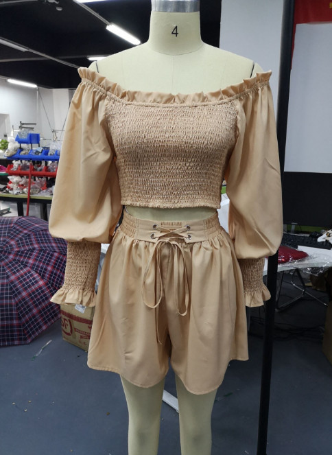 Set de piese de cârlig sexy pentru femei ținută 2023, ocazional de vară, cu umăr, cu mânecă lungă, crop top cu șort, cu pantaloni scurți.