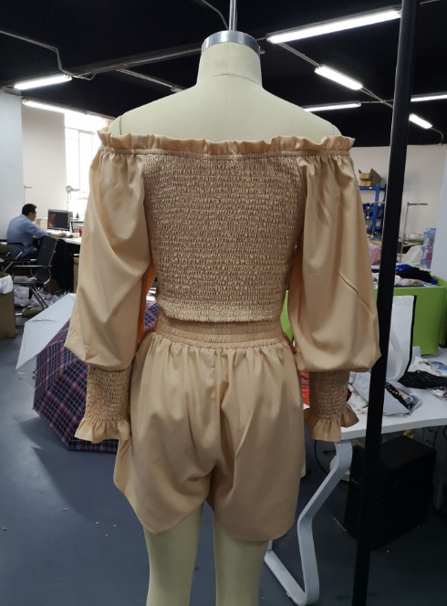 Set de piese de cârlig sexy pentru femei ținută 2023, ocazional de vară, cu umăr, cu mânecă lungă, crop top cu șort, cu pantaloni scurți.