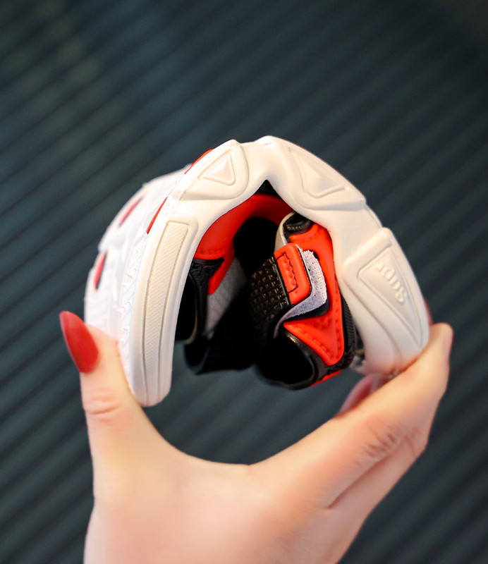 Dječje cipele Modne sandale za dječake Ljeto 2022. Novi mekani potplat Neklizajući ležerni dječaci Studenti Sportske sandale Dječje cipele za plažu