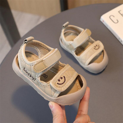 Dječje sandale 2023. Ljeto, nove prozračne mekane dna koje se ne kližu za dječake Baotou sandale za plažu za dječake, udobne tenisice od 2 do 6 godina