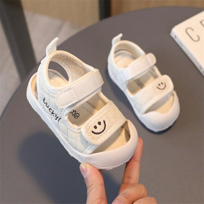 Dječje sandale 2023. Ljeto, nove prozračne mekane dna koje se ne kližu za dječake Baotou sandale za plažu za dječake, udobne tenisice od 2 do 6 godina