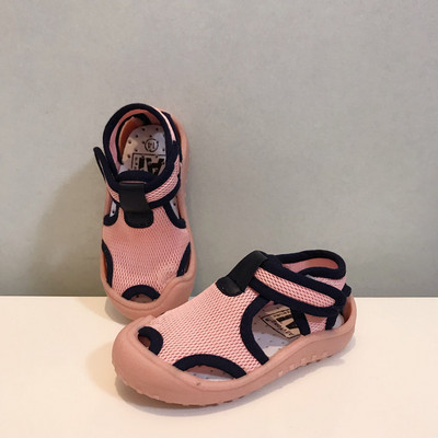 Vasariniai batai kūdikiams Kūdikių basutės berniukams mergaitėms laisvalaikio sportinės paplūdimio tinklinės basutės vaikams plokščios PVC minkštos padas, kratinys, vaikiški batai