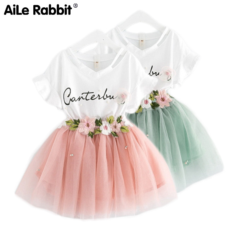 Tüdrukute lillekomplekt Lasteriiete ülikond lühikeste varrukatega särk T-särk Lühikesed püksid 2-osaline komplekt Printsessi puhvseeliku komplekt