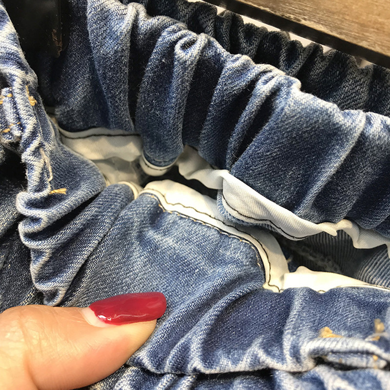 Korea stiilis uued laste teksad Kevad-sügis poisid Mood Hole sirge silinder vabaaja teksad elastne vöökoht lastele lahtised püksid