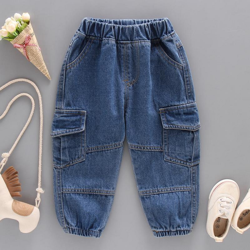 2020 új farmernadrág fiúknak Patchwork fiú farmernadrág gyerekek háromdimenziós zsebes gyerekfarmer tavaszi őszi farmernadrág fiúknak 2-7 éves korig