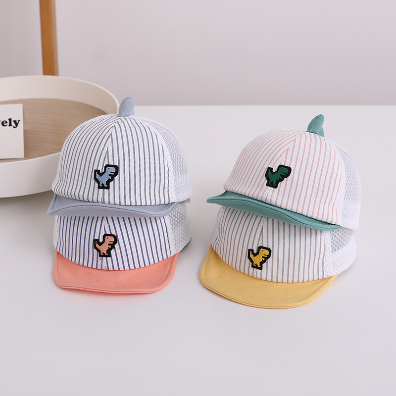 Slatka prugasta dječja bejzbol kapa s izvezenim šeširom za sunce s crtanim dinosaurusima za dječake i djevojčice, ljetne prozračne mrežaste kape sa šiljcima za malu djecu