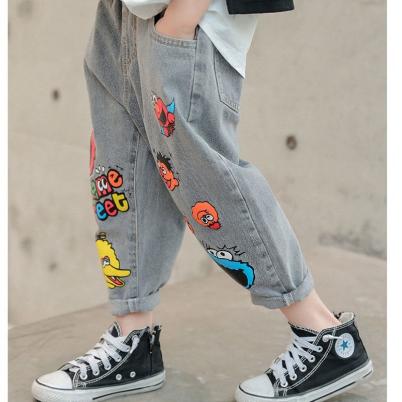 Fiúk Rajzfilm Print Farmer Gyerekek Divat Farmer Alkalmi csípőnadrágok Tavaszi farmer nadrágok Laza graffiti farmerek Tipegő fiú őszi ruhák