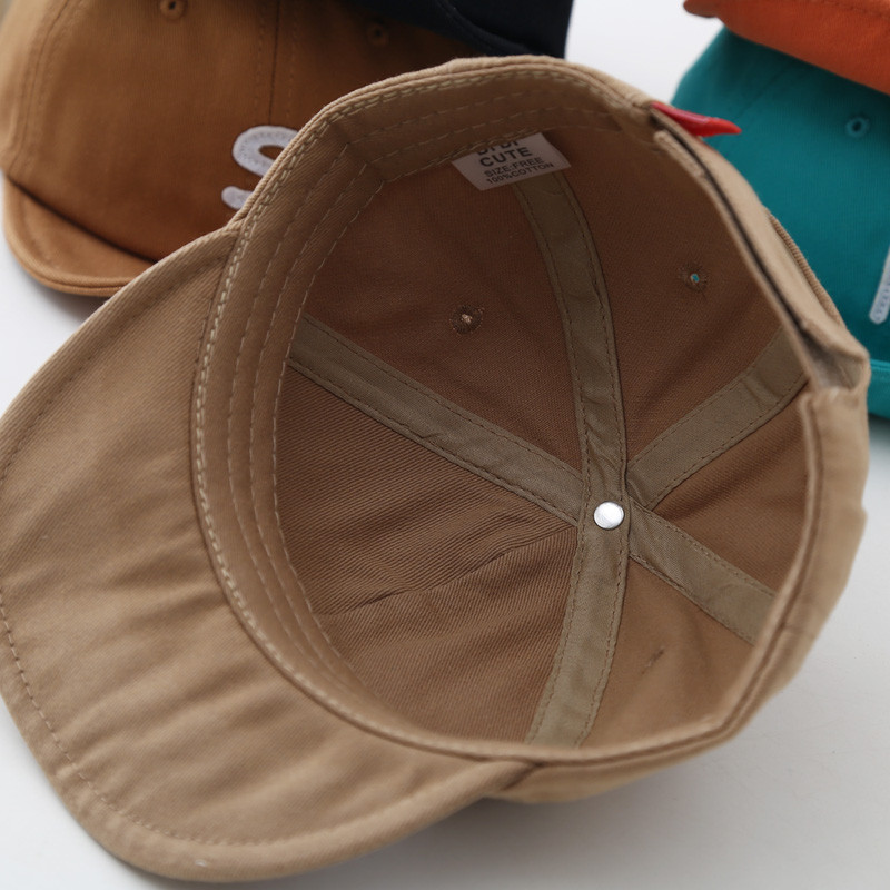 Nauja raidė Kūdikių kepurė berniukui mergaitėms beisbolo kepuraitės Reguliuojamos vientisos spalvos Pavasaris Vasara 3-24 mėn. Lauke Kepurės nuo saulės vaikams Vaikai