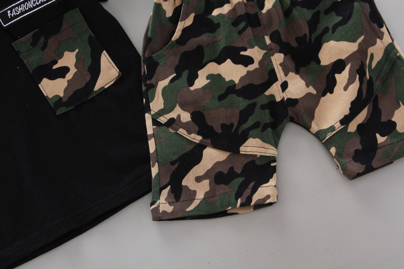 Vasariniai nauji drabuziai berniukui drabuziai vaikiski madingi sportiniai marškinėliai trumpomis rankovėmis T + šortai 2 vnt berniukų komplektai