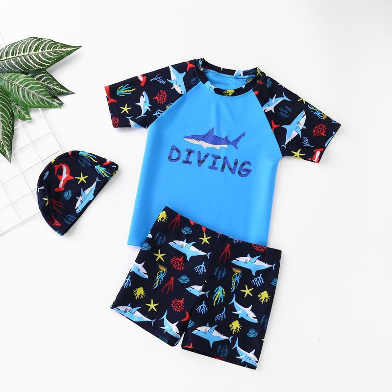 2022 m. vasaros naujas berniukų maudymosi kostiumėlių rinkinys Animacinių filmų ryklio raštais maudymosi kostiumėliai Vaikų maudymosi paplūdimio apranga trumpomis rankovėmis berniukų išbėrimų apsauga 2-9T