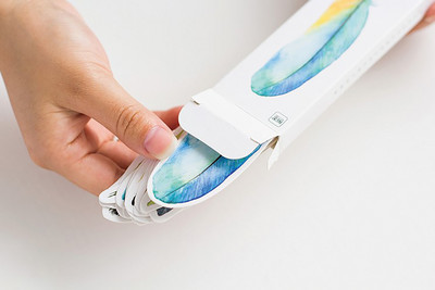 30db Flying Bird sorozat Könyvjelző papír Kreatív különleges formájú tollas kártya Üzenet cetlik Gyerekek Olvasó Üzenetkártya