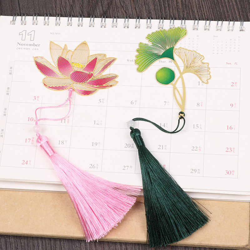 1 vnt Retro kinietiško stiliaus tuščiaviduris žalvaris Žymė Lotoso kutais dažytos knygos klipas Puslapių žymėjimas Raštinės reikmenys mokykliniai reikmenys