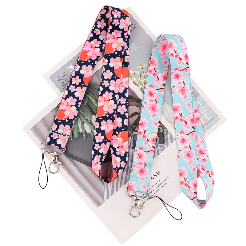 Flyingbee X2162 Cherry Blossoms Връзка за каишка за ключове Връзка за врата ID ID Значка Държач Ключодържател Ключодържател Въже Ключодържатели