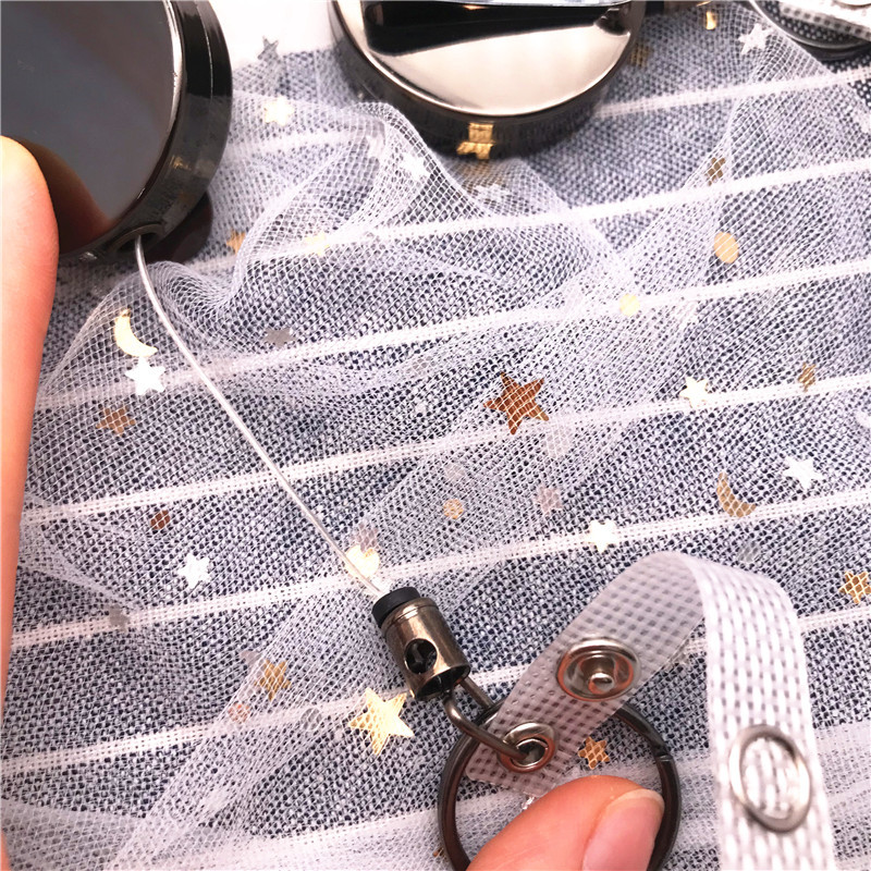 Жени Мъже Бизнес държач за карти от PU кожа Анти-загуба Прибиращи се държачи за кредитни карти Притежатели на банкови документи Значка за автобус Калъф за карти