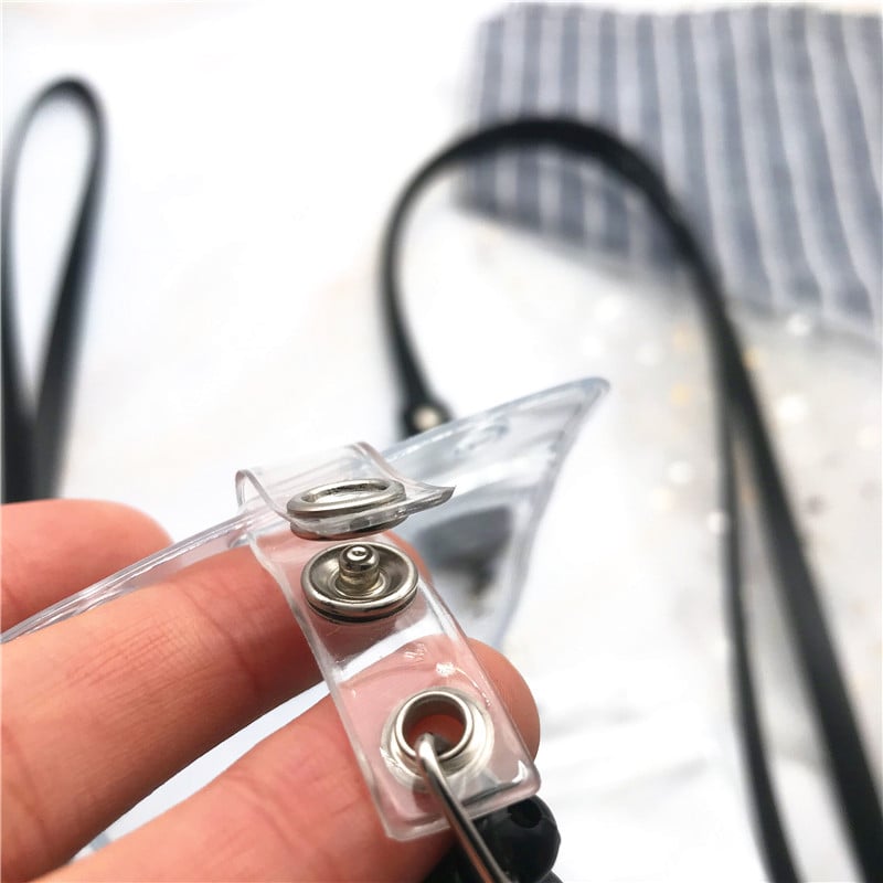 Skaidrus personalo identifikavimo vardas ir pavardė Ženkliukas ID kortelė Parodos kortelė su kaklo dirželiais Priedai Ženklelių rinkinys Virvelė