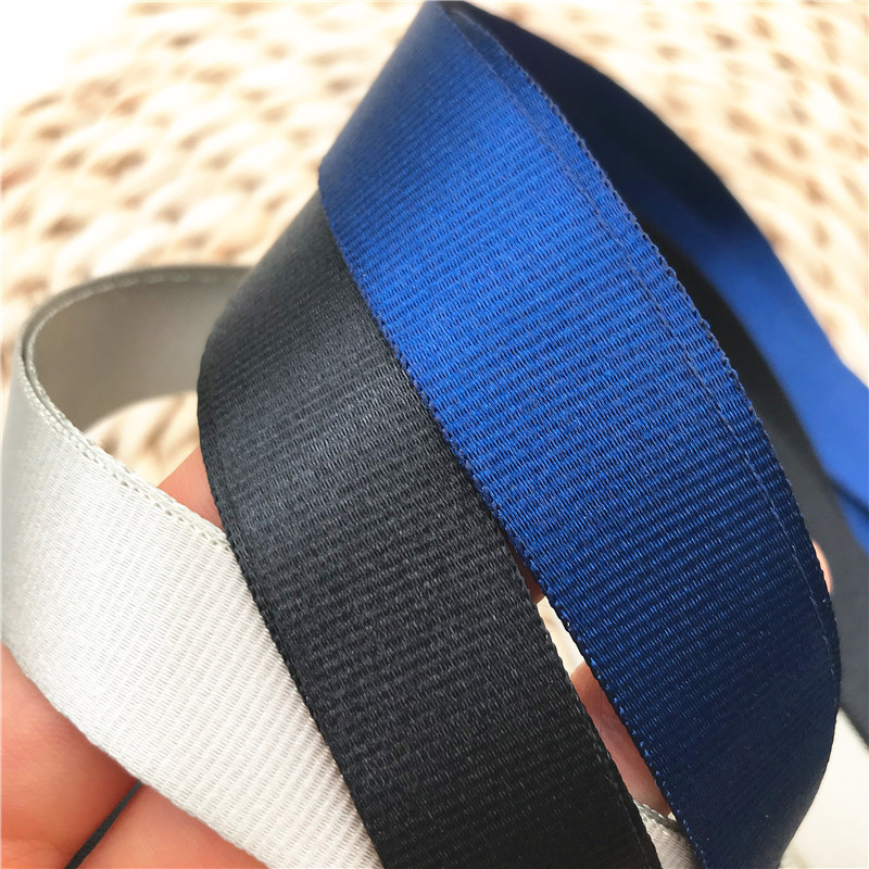 Vardas Kredito kortelių turėtojai Moterys Vyrai Banko kortelių turėtojai Studentai Autobuso kortelių dėklas Vyro lankymas Durų Asmens tapatybės ženklelio kortelių viršelis