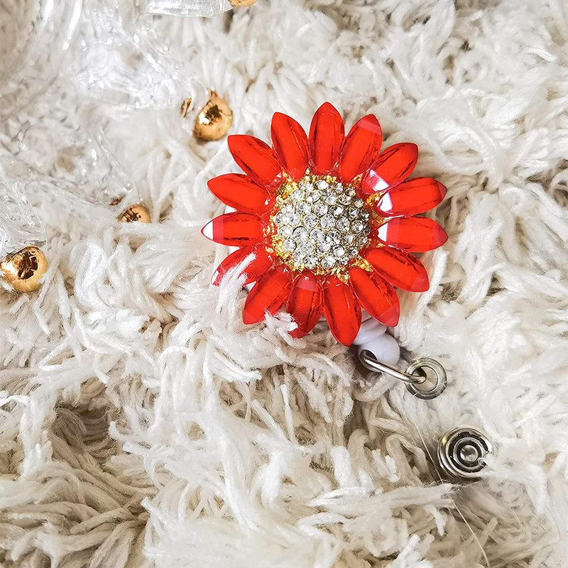 Прибиращ се държач за идентификационна значка с кристали от 1 част Макари за идентификационна значка с клипс за лекар на офис служител