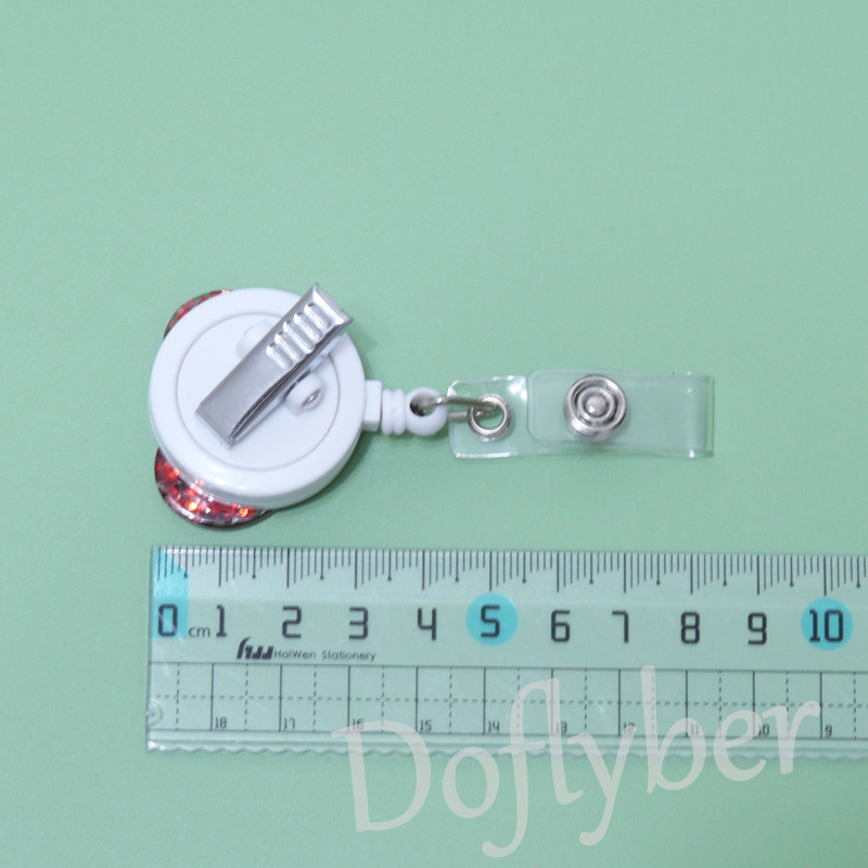 Прибираща се бляскава значка със сърце, дърпане на макара ID, ремък за етикет с име, държач за значка с алигатор, коледен подарък за медицинска сестра