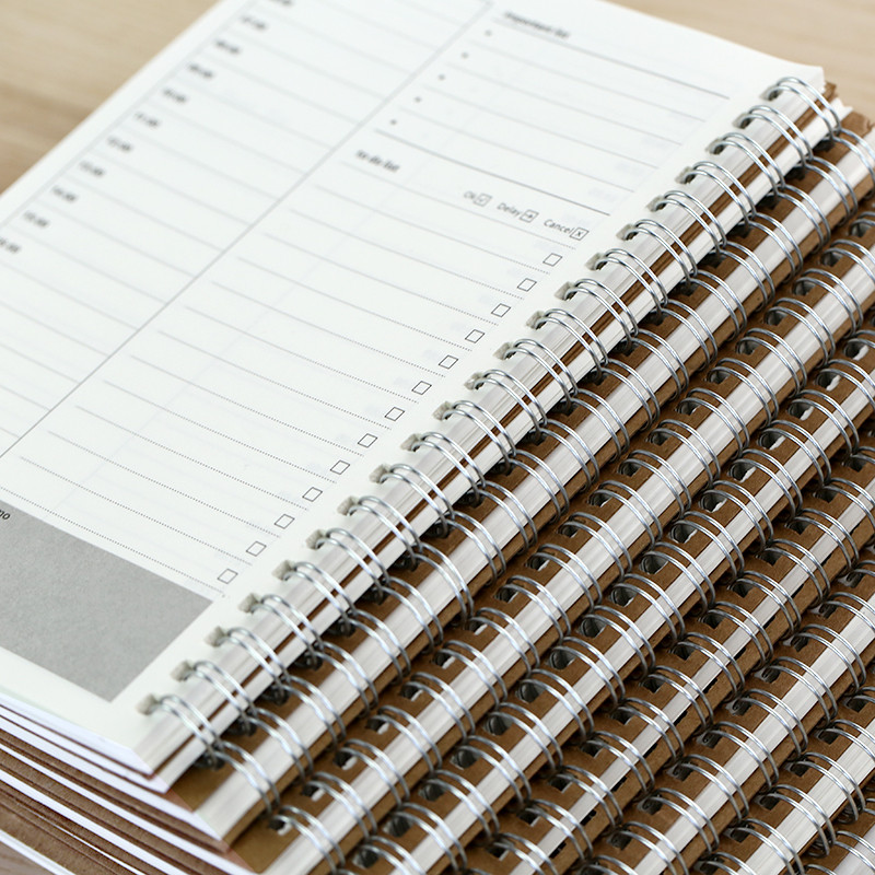 2023 m. Sąsiuviniai Dienotvarkės planuotojas Dienoraštis Savaitės spiralė Organizatorius Libretas A5 Užrašų knygelės Mėnesio Kraftpopierius Tvarkaraštis Filofaksas