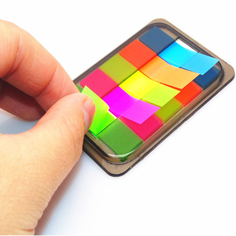 1Gb Radošās kancelejas preces Izvelkama grāmatzīmju kastīte var saplēst Fluorescence Krāsa Pašlīmējoša piezīmju bloks Līmlapiņas Grāmatzīmju birojs